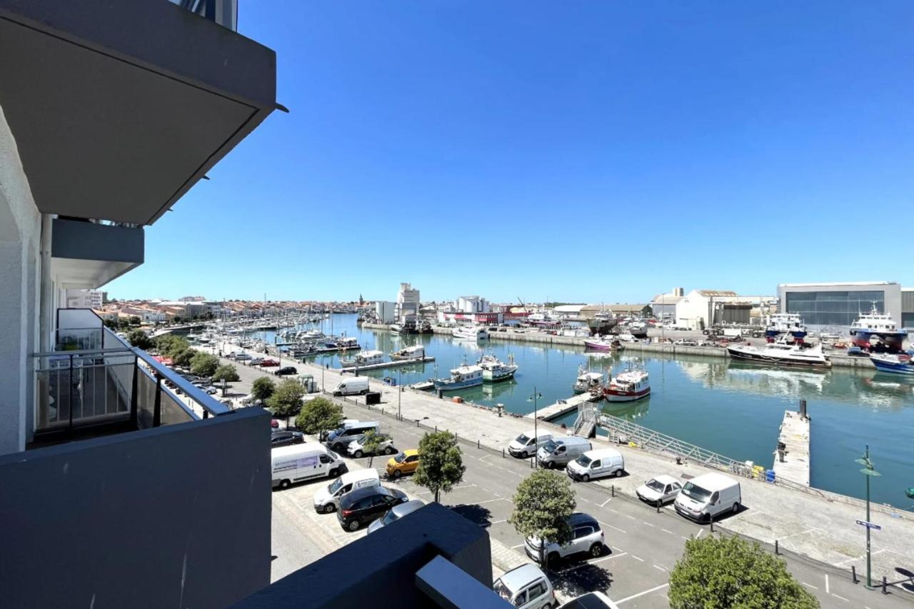 Pretty And Bright Studio With View On The Harbor Les Sables-dʼOlonne Exterior foto